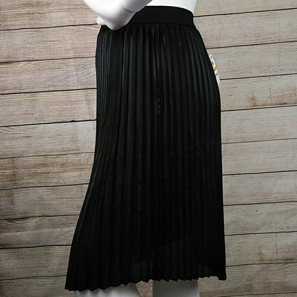 THALIA Sodi black tea length accordion pleat skrit - Picture 5 of 8